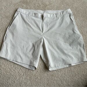 Lululemon Men’s commission short 7” NWOT
 Wovenair white 38
